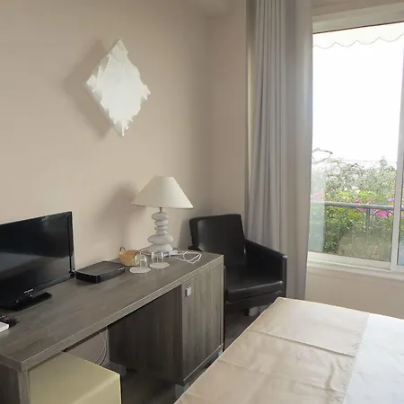 De Charme Regency Hotel Roquebrune-Cap-Martin